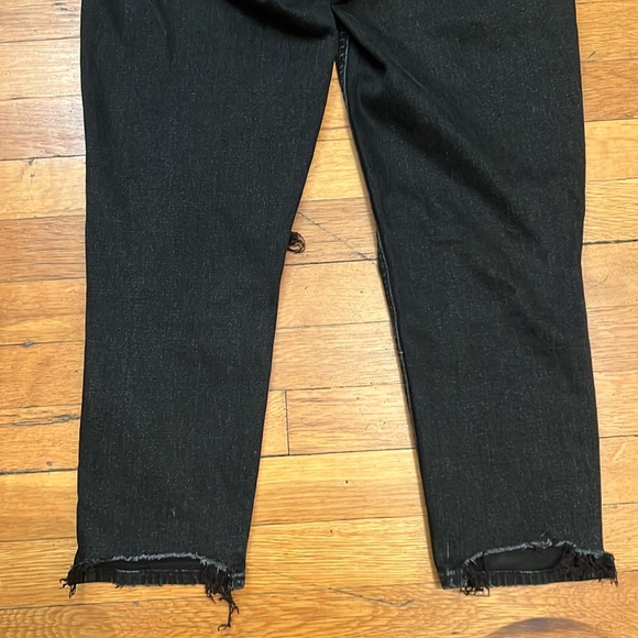 Abercrombie & Fitch Curve Love Mom High Rise Jeans, size 24 - Picture 9 of 11